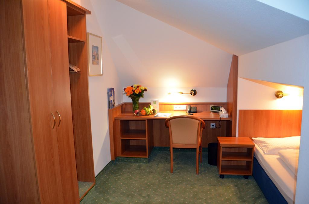 Hotel Haus Am Park Bad Homburg vor der Höhe Dış mekan fotoğraf