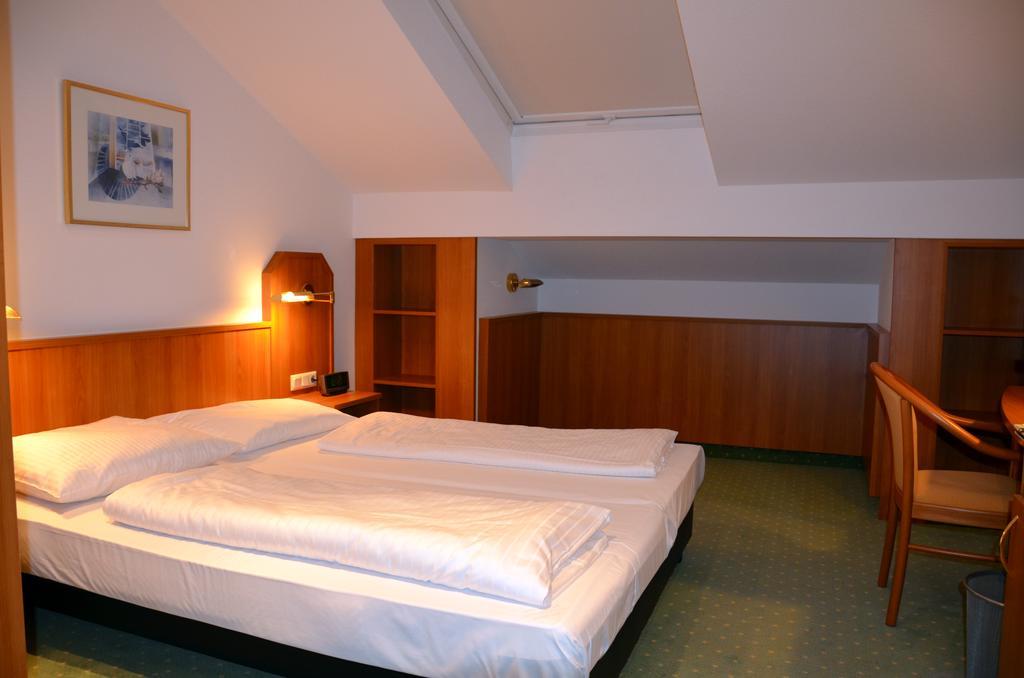 Hotel Haus Am Park Bad Homburg vor der Höhe Dış mekan fotoğraf